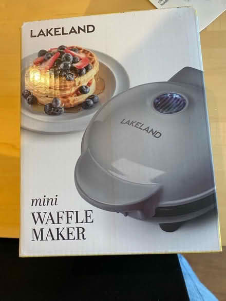 Photo of free Mini Waffle Maker (Findern CP DE23) #1
