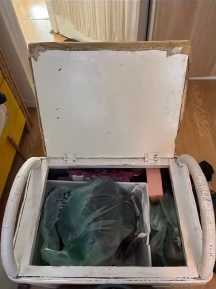 Photo of free storage box seat (Kennington SE11) #2
