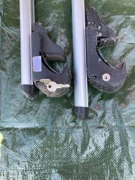 Photo of free Universal roof rack (Cradley WR13) #3