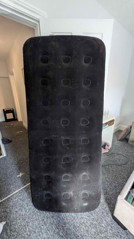 Photo of free Single inflatable mattress + pump (RG1, reading) #1