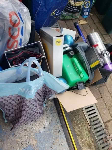 Photo of free Misc Box of Items maybe suitable for Car Boot (Purley on Thames RG31) #2
