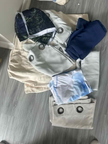 Photo of free Curtains, tapestries, duvet cover (Downtown New Haven) #1