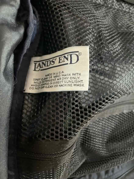 Photo of free Sturdy travel bag (SW20) #2