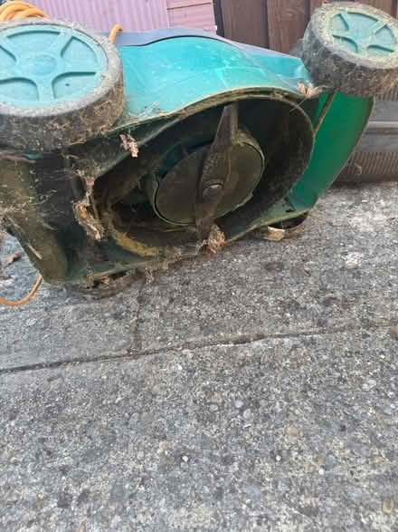 Photo of free Lawn mower (GL3 Gloucester) #4