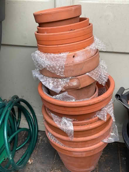 Photo of free Terracotta pots (Coxhoe DH6) #1