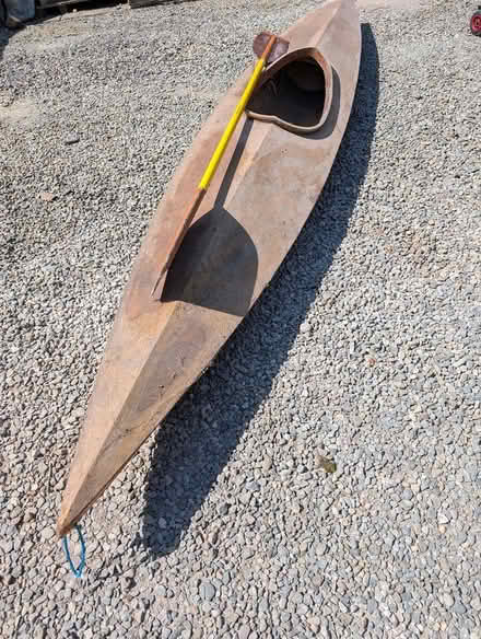 Photo of free 14ft Kayak and paddle (SY7 Hopesay) #1