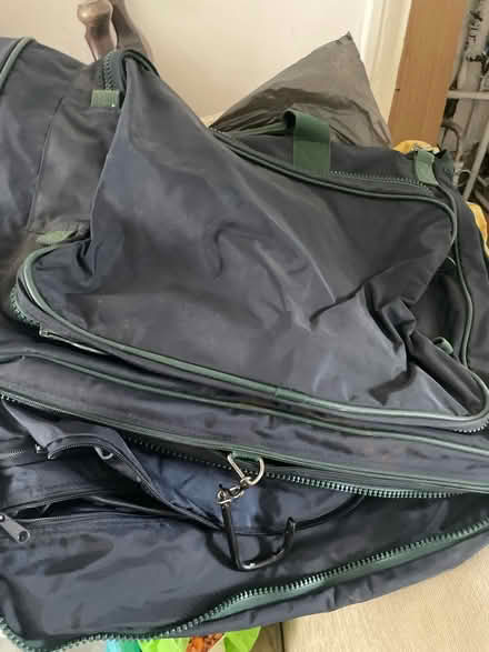 Photo of free Sturdy travel bag (SW20) #1