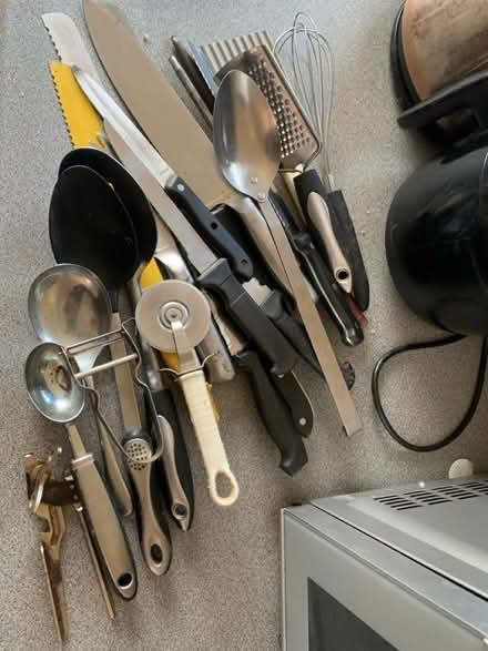 Photo of free Kitchen stuff (SK3 Edgeley) #3