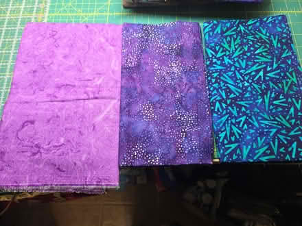 Photo of free batik #3 (off Fisher Blvd) #1