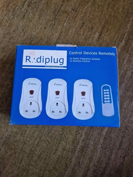 Photo of free Radio Frequency sockets / adaptors (GU12) #1