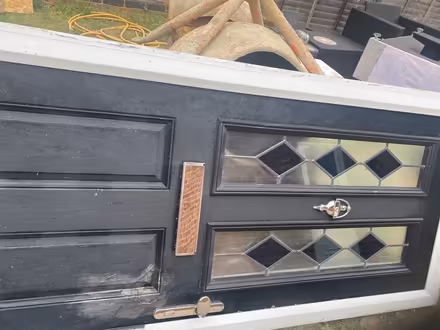 Photo of free Composite door damaged recycle (Dunstable) #2