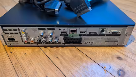 Photo of free Sky+ HD box with controller & cables (Pollokshields) (Govanhill G41) #2