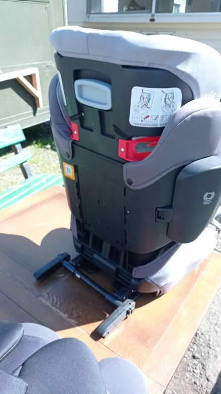 Photo of free Isofix car seat (Clermiston EH4) #2