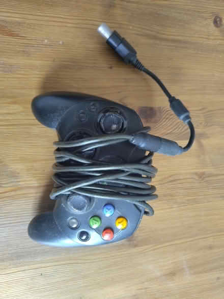 Photo of free Original Xbox controller (WR4 Worcester) #1