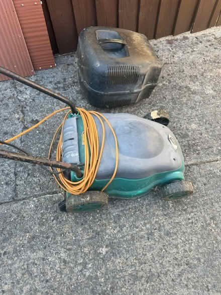 Photo of free Lawn mower (GL3 Gloucester) #2