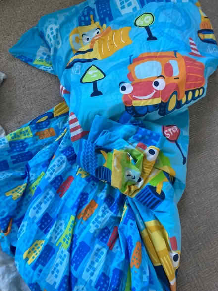 Photo of free Single duvet & cover set (North End BS49) #1