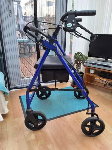 Photo of free Walker with seat (Seaton Delaval NE25) #2