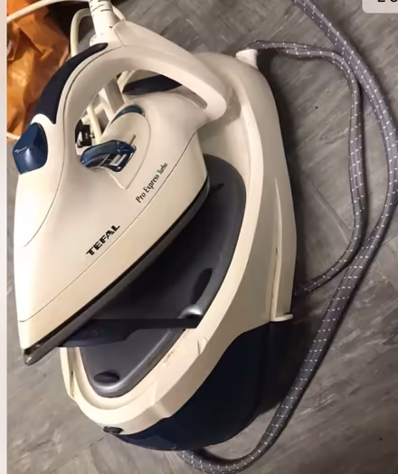 Photo of free Tefal pro express turbo steam iron (Elephant castle) #1