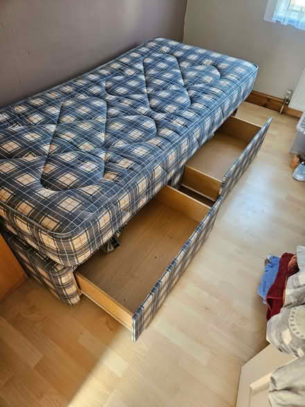 Photo of free Single bed with storage (Kingsmoor CM18) #1