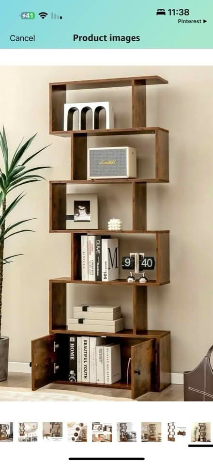Photo of Long wooden shelves (Downtown Seattle) #1