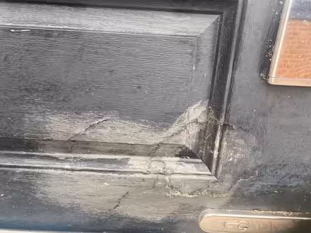 Photo of free Composite door damaged recycle (Dunstable) #3
