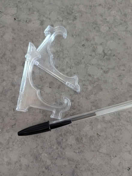 Photo of free Small plastic stands (63rd& main, DG) #1