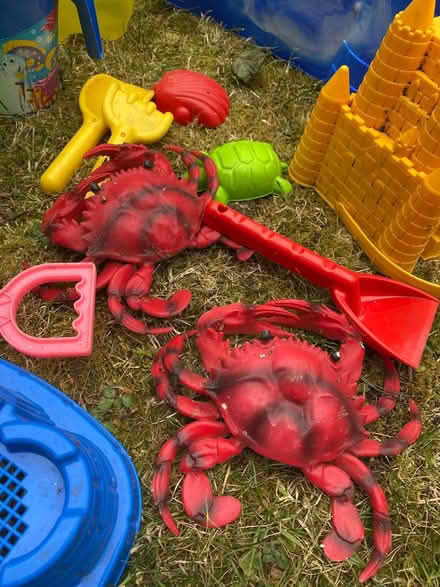 Photo of free Childrens Beach toys Buckets (Horndon SS17) #4