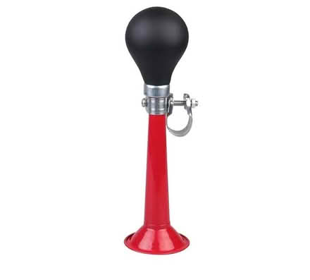 Photo of Clown horn (Chineham RG24) #1