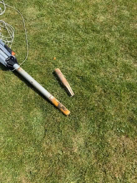 Photo of free 4 arm rotary washing line (GL3 Gloucester) #2
