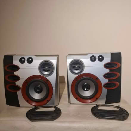 Photo of free Philips Speakers (TW7) #1