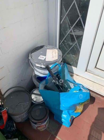 Photo of free Random paint and stuff (SK3 Edgeley) #1