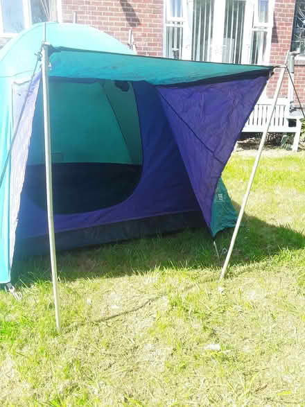 Photo of free 3-man lightweight dome tent (Common Edge FY4) #2