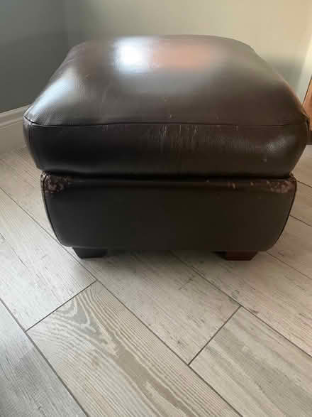 Photo of free Leather suite & ottoman (Clondalkin) #2