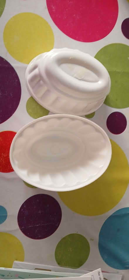 Photo of free Jelly moulds (Golcar HD7) #3