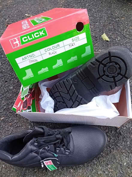 Photo of free Safety boots (brand new 7) (Tavistock Avenue ST16) #1
