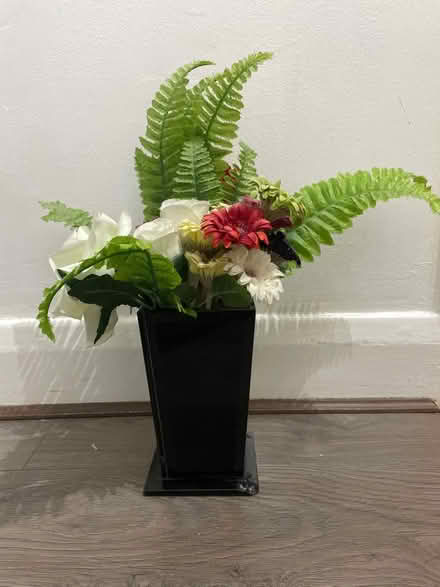 Photo of free Flower Vase (UB7, West Drayton, Hillingdon) #1