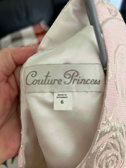 Photo of free Dress (Bannockburn FK7) #4