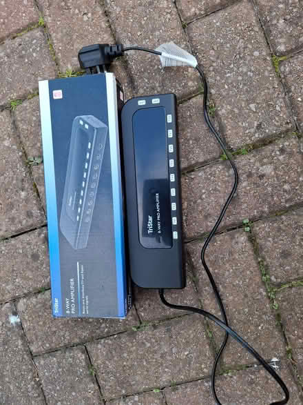 Photo of free TV signal amplifier (Meare) (Oxenpill BA6) #1