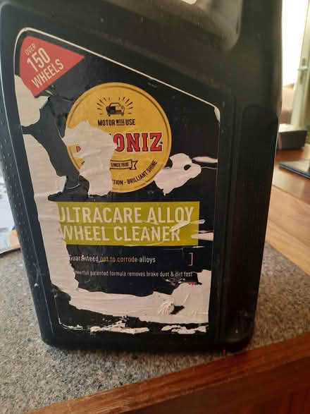 Photo of free Alloy wheel cleaner (Mossley Hill L18) #1