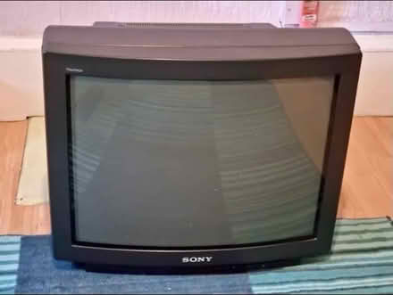 Photo of crt tv (old tv) (Tooting SW19) #1