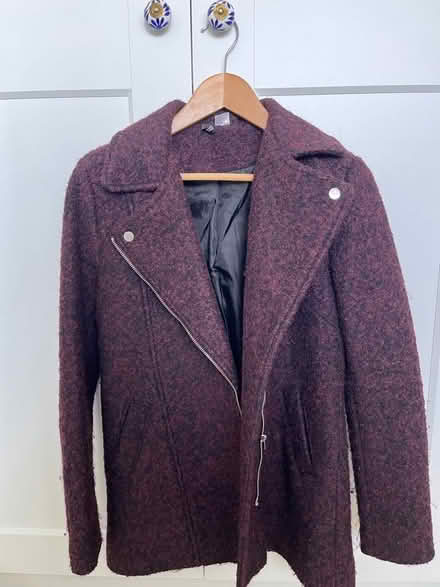 Photo of free H&M Size 6 women’s coat (Stepney E1) #1