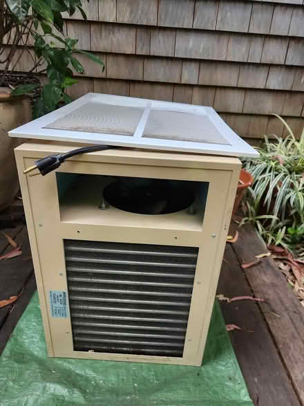 Photo of free room or win closet AC (above the town of mill valley) #1