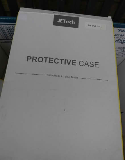 Photo of free Quantity Of Mostly iPad cases (Market Deeping CP) #2