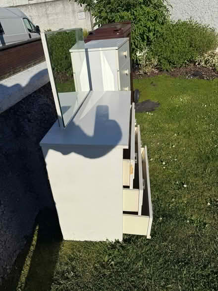 Photo of free Dressing table with mirror (Rathfarnham/ Nutgrove) #2