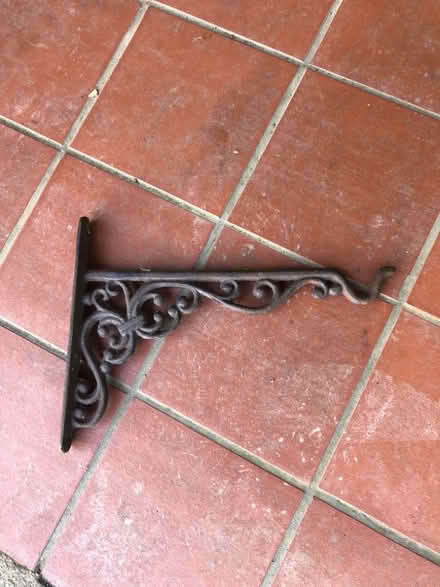 Photo of free Small metal hanging basket bracket (Bodicote OX15) #1