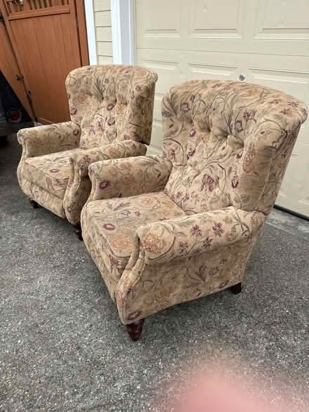 Photo of free Beautiful Recliners (Renton Highlands) #3