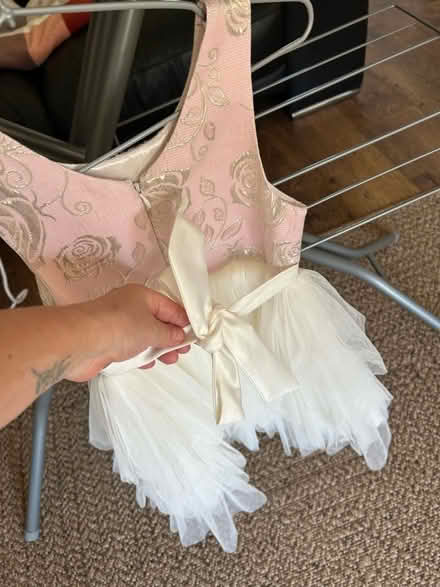 Photo of free Dress (Bannockburn FK7) #2