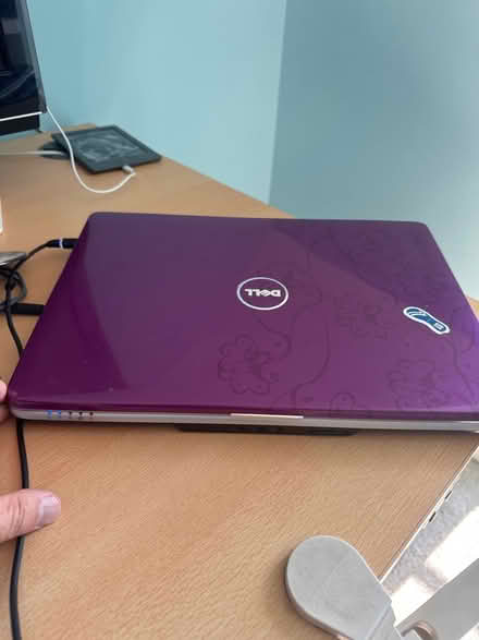 Photo of free 2008 Dell laptop (KT7 - Thames Ditton) #2