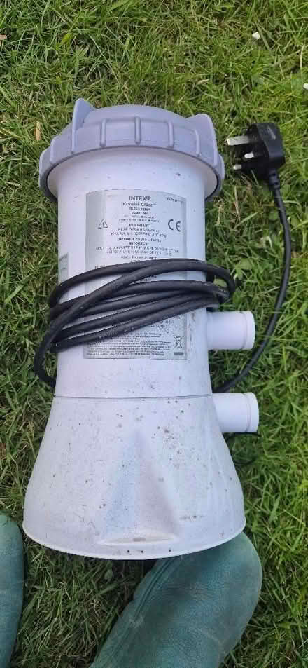 Photo of free Swimming pool/big paddling pool pump (Charlton OX12) #1