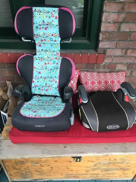 Photo of free 2 booster seats (East York Lumsden-Woodbine) #1
